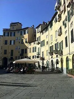 Casa Alba 3* Lucca